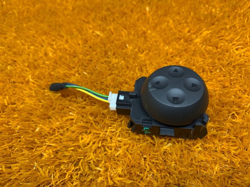 кнопка регулировки сиденья, 600 рублей, Красноярск