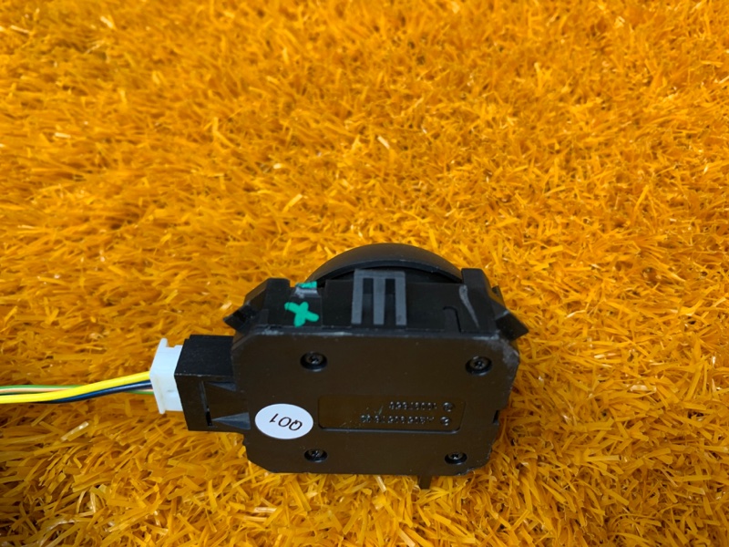 кнопка регулировки сиденья, 600 рублей, Красноярск