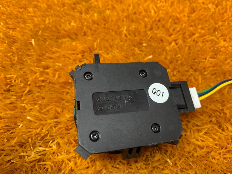 кнопка регулировки сиденья, 600 рублей, Красноярск