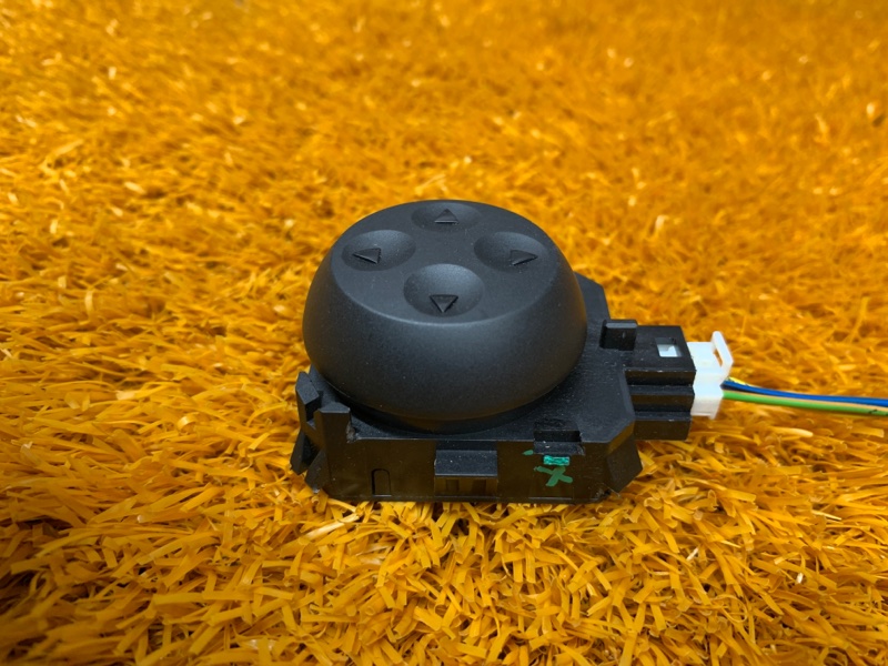 кнопка регулировки сиденья, 500 рублей, Красноярск