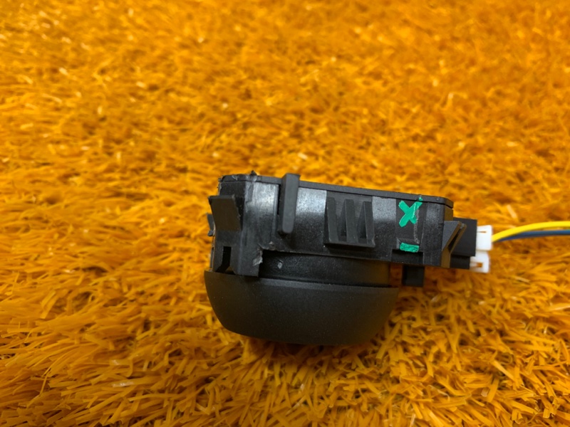 кнопка регулировки сиденья, 500 рублей, Красноярск