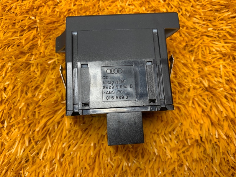 Кнопка корректора фар, 200 рублей, Красноярск