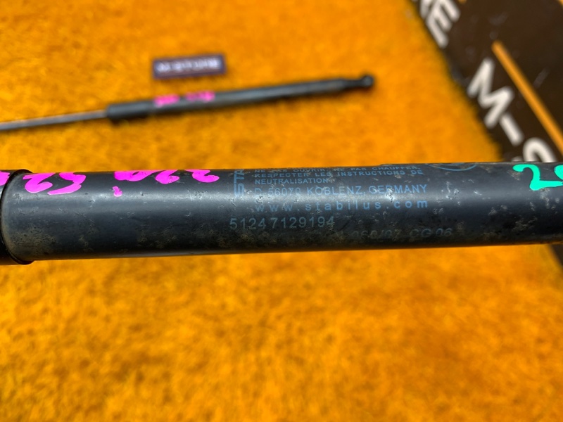 амортизатор багажника, 1040 рублей, Красноярск