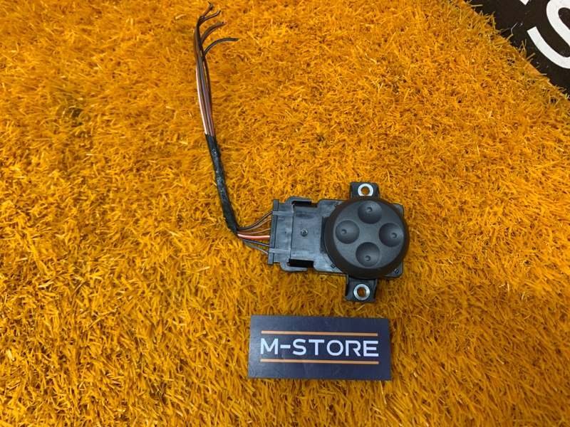 кнопка регулировки сиденья, 700 рублей, Красноярск