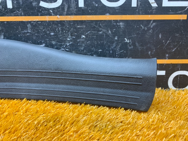 Накладка на порог салона, 370 рублей, Красноярск