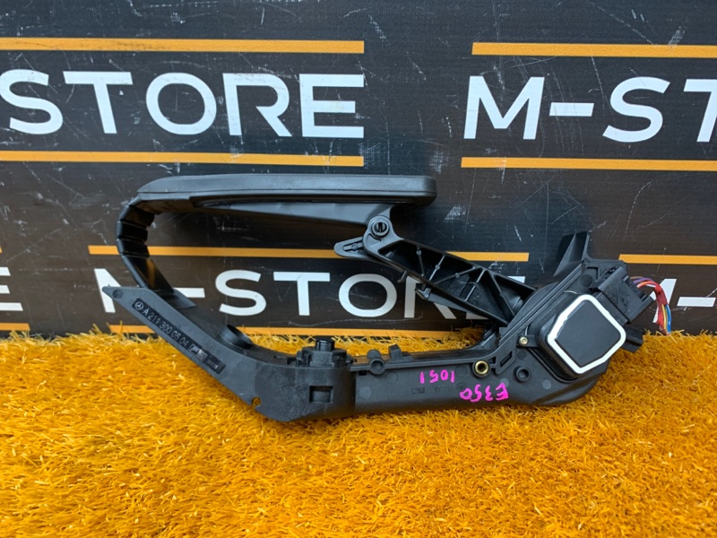 педаль газа, 1000 рублей, Красноярск