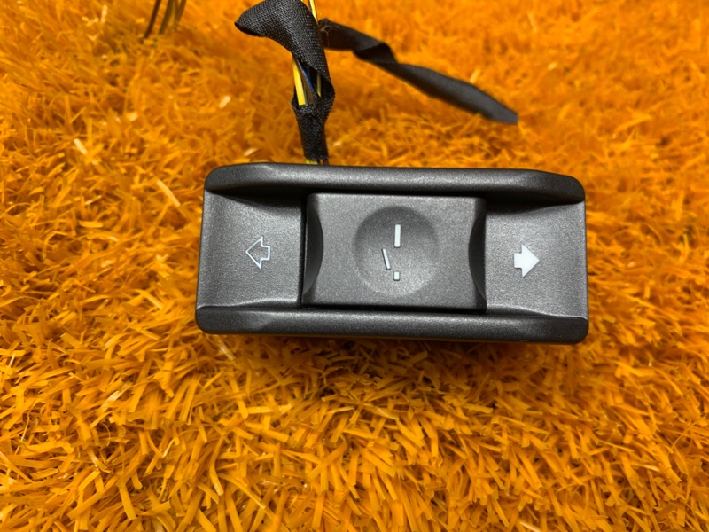 Кнопка люка, 300 рублей, Красноярск