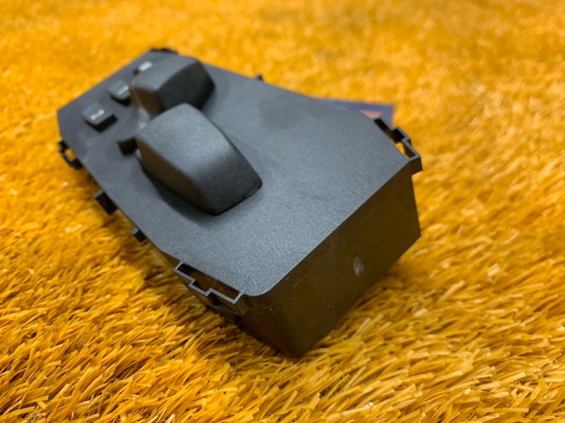 кнопка регулировки сиденья, 1400 рублей, Красноярск