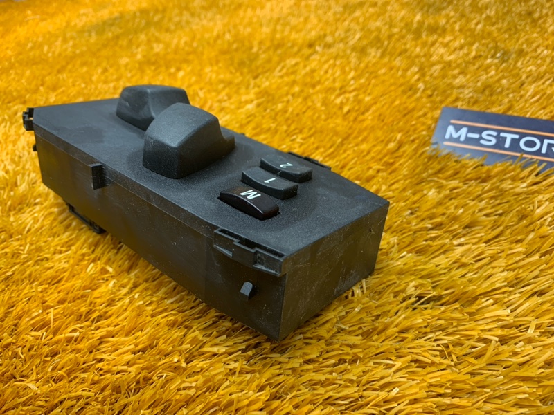 кнопка регулировки сиденья, 1400 рублей, Красноярск