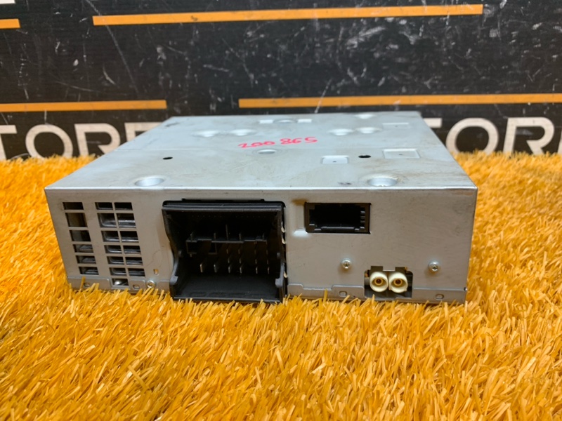 Блок управления магнитолой, 1000 рублей, Красноярск