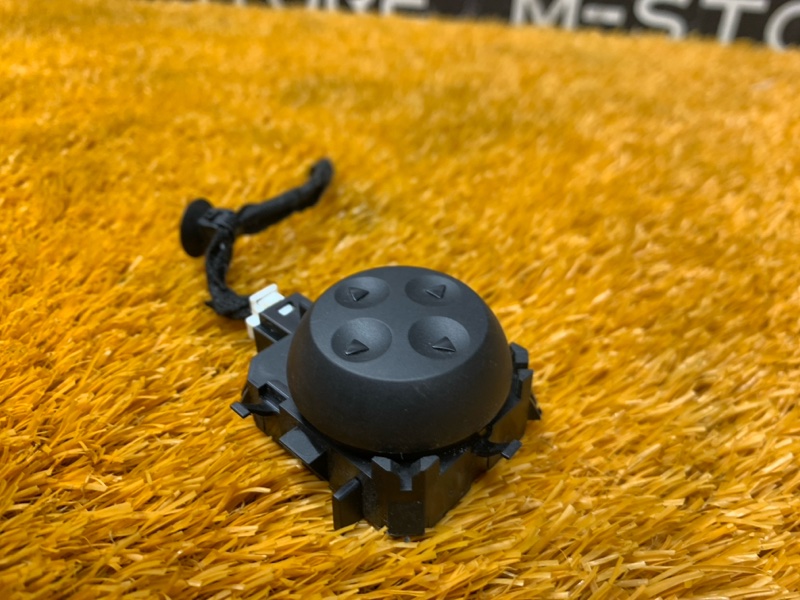 кнопка регулировки сиденья, 700 рублей, Красноярск