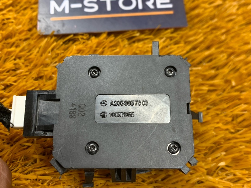 кнопка регулировки сиденья, 700 рублей, Красноярск