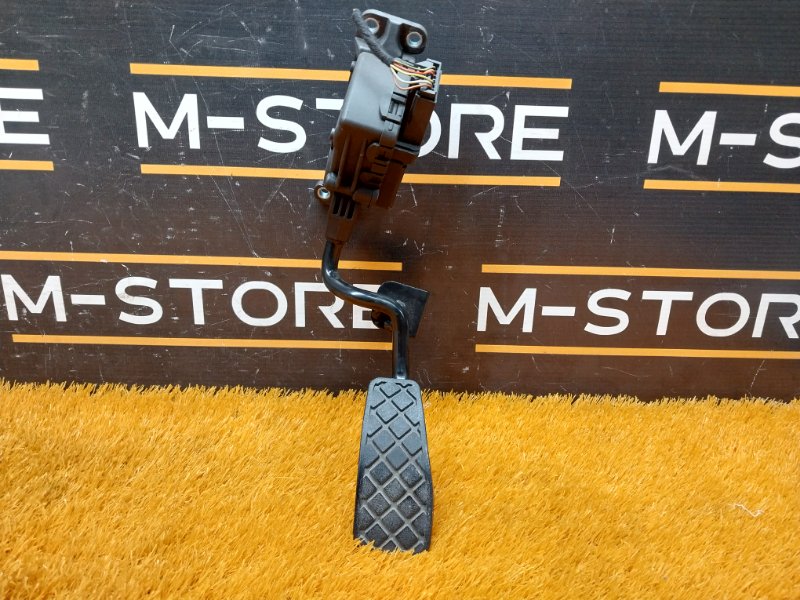 педаль газа, 450 рублей, Красноярск