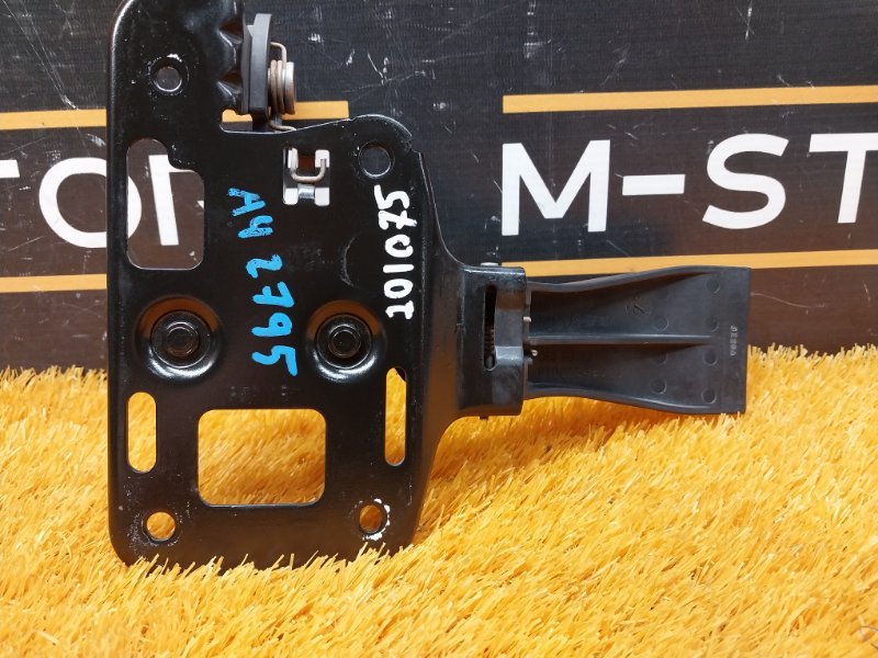 замок капота, 500 рублей, Красноярск