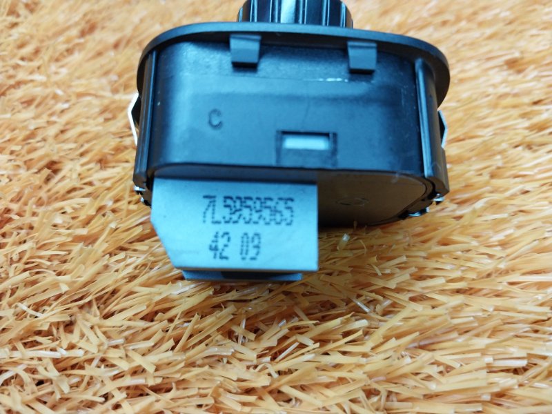 Кнопка регулировки зеркал, 370 рублей, Красноярск