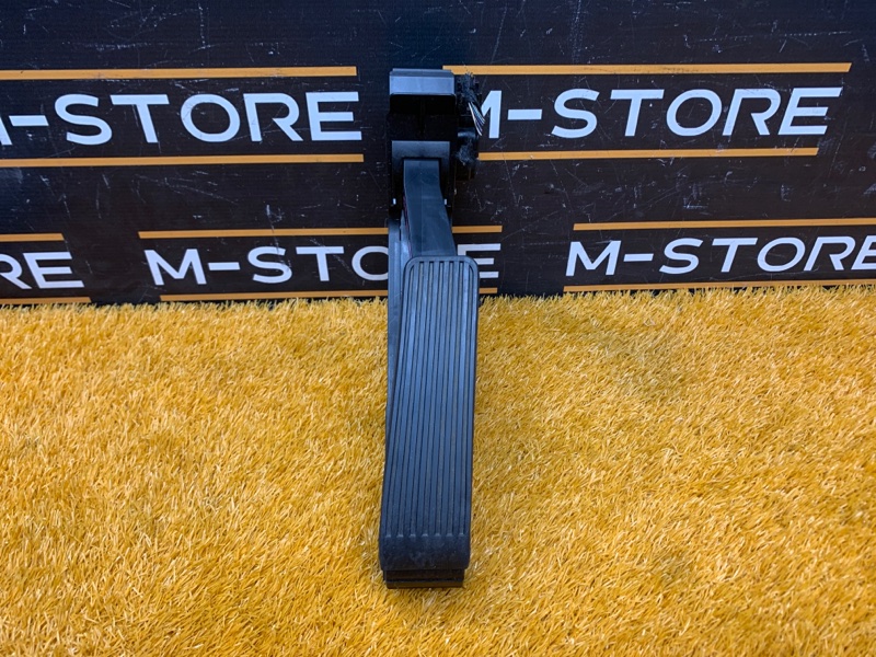 педаль газа, 1800 рублей, Красноярск