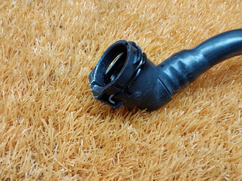 Патрубок системы охлаждения, 1640 рублей, Красноярск