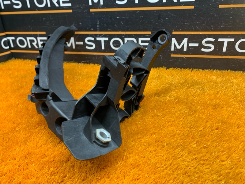 кронштейн фары, 2000 рублей, Красноярск