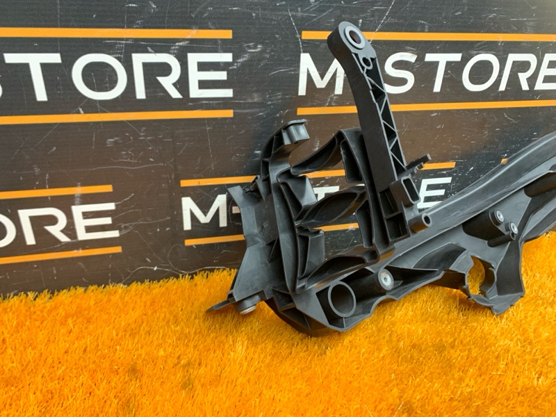 кронштейн фары, 2000 рублей, Красноярск