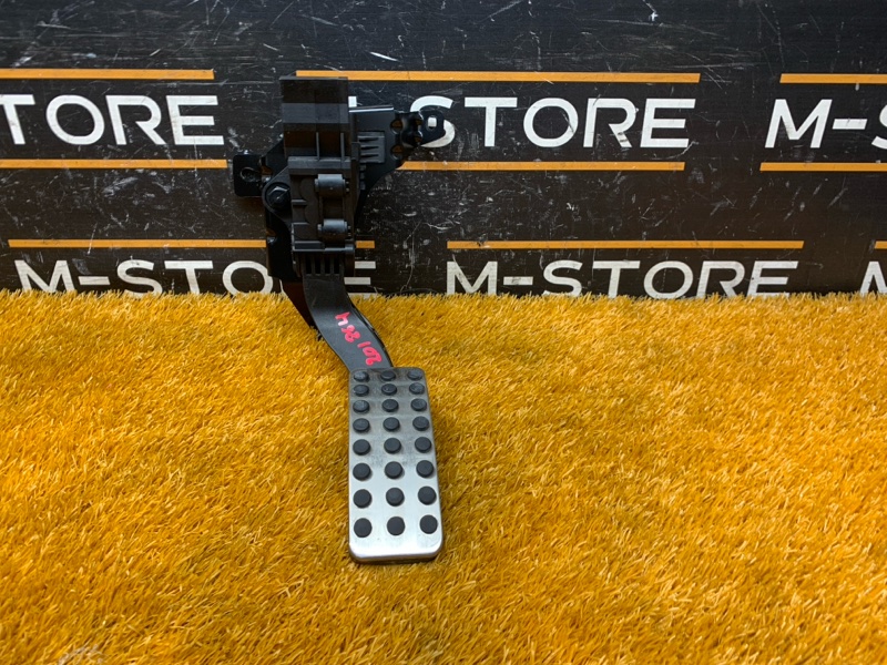 педаль газа, 1420 рублей, Красноярск