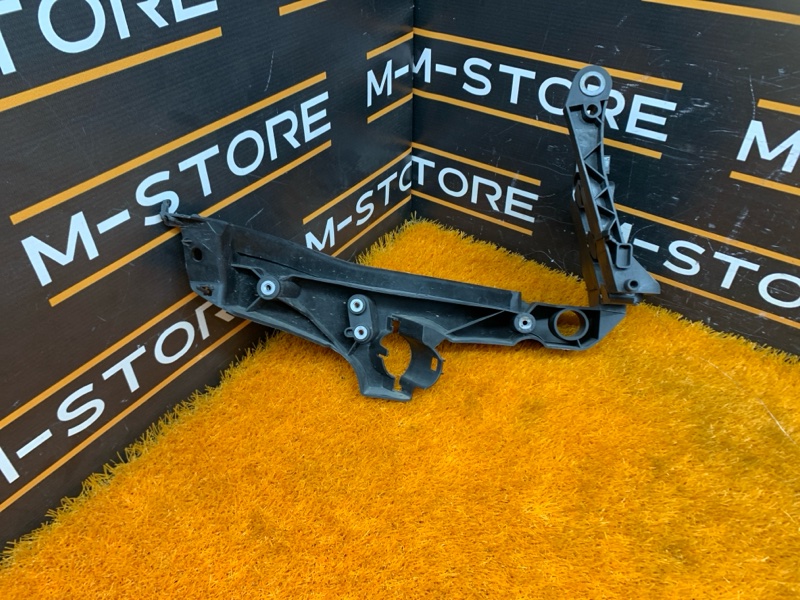 кронштейн фары, 2000 рублей, Красноярск