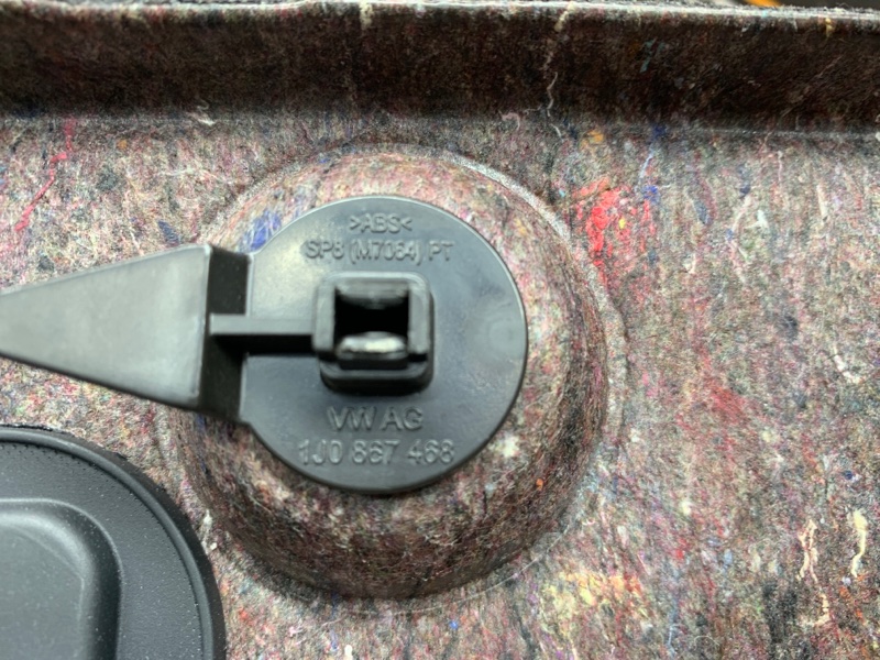 обшивка багажника, 350 рублей, Красноярск