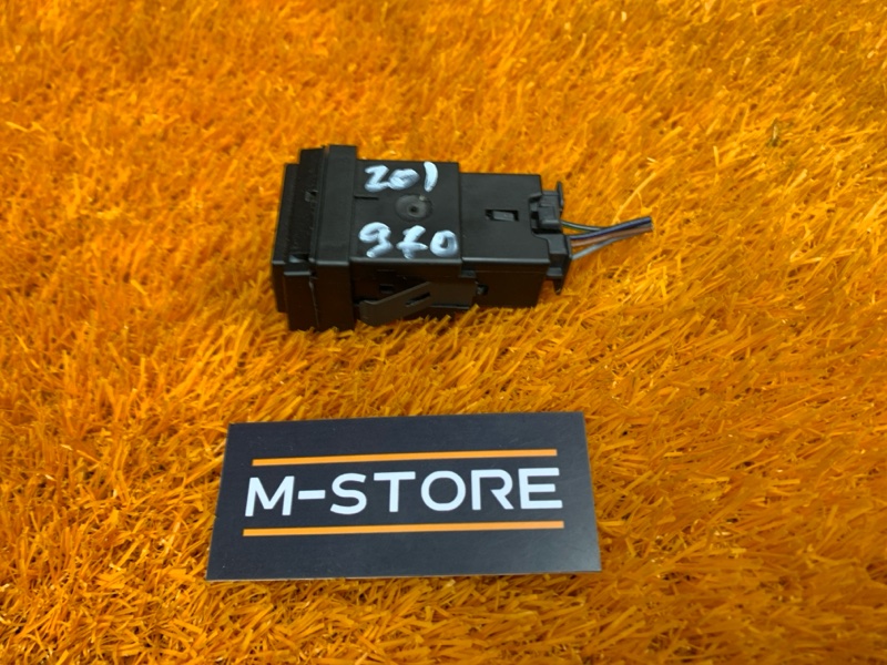 Кнопка подогрева сидений, 300 рублей, Красноярск