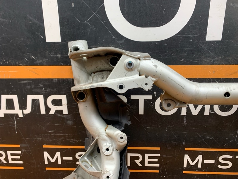 Балка поперечная (подрамник), 5900 рублей, Красноярск