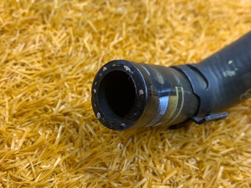 Патрубок системы охлаждения, 200 рублей, Красноярск