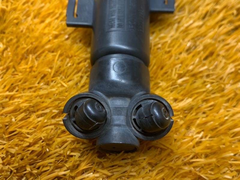 Форсунка омывателя фары, 1000 рублей, Красноярск