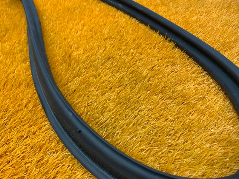 Уплотнитель двери багажника, 2240 рублей, Красноярск