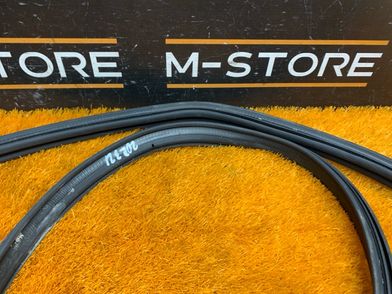 Уплотнитель двери багажника, 2240 рублей, Красноярск