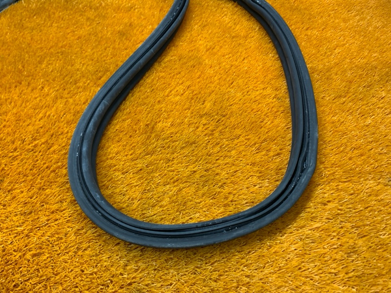 Уплотнитель двери багажника, 2240 рублей, Красноярск