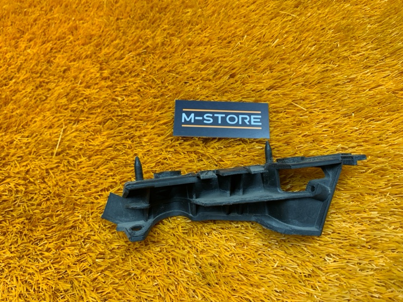 крепление бампера, 750 рублей, Красноярск