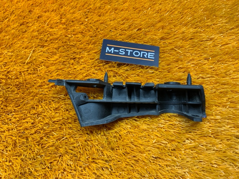 крепление бампера, 750 рублей, Красноярск