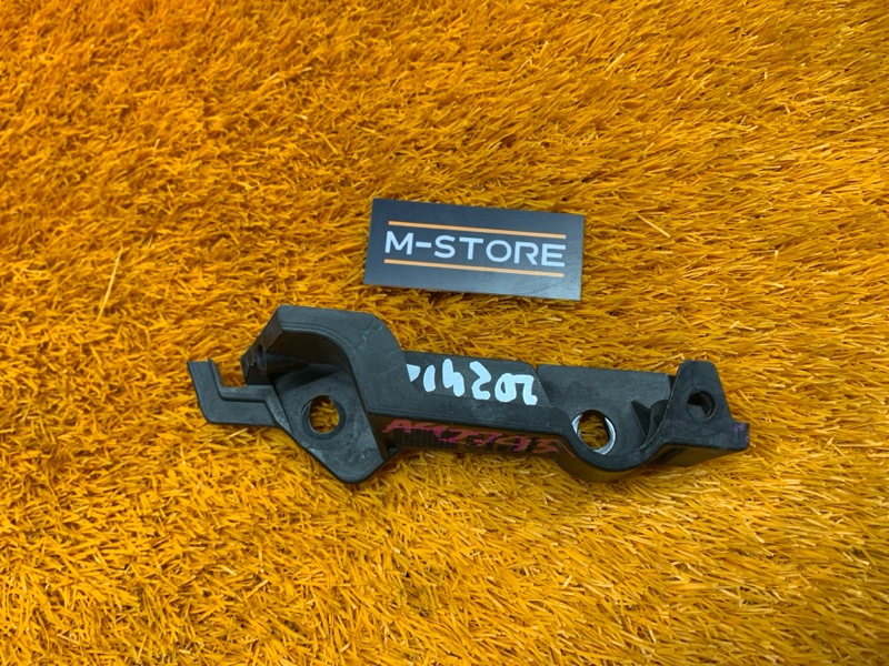 крепление бампера, 750 рублей, Красноярск