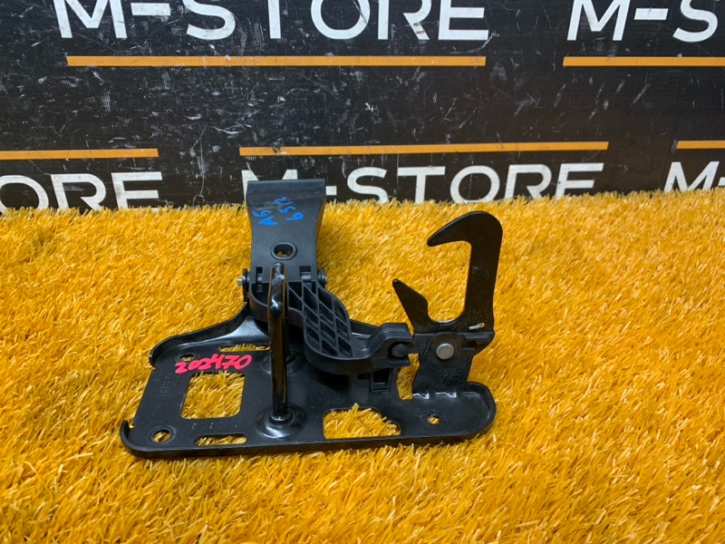 замок капота, 500 рублей, Красноярск