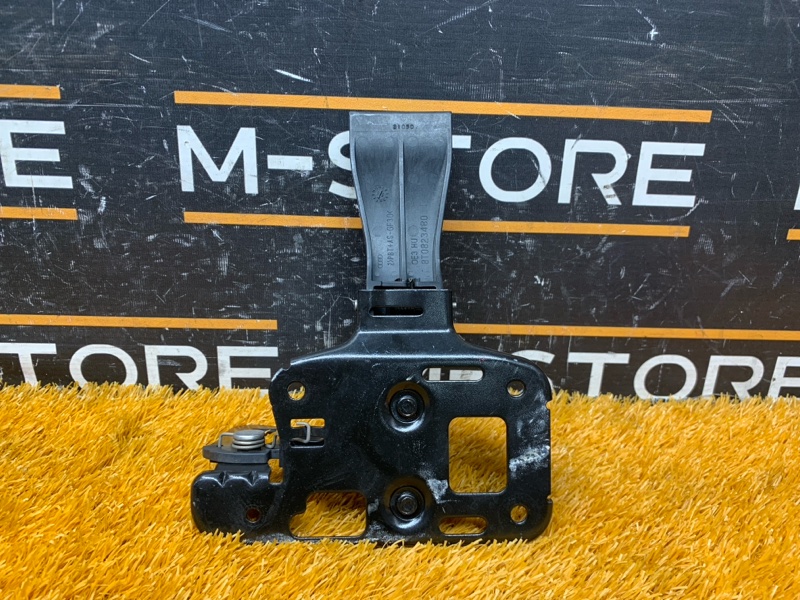 замок капота, 500 рублей, Красноярск