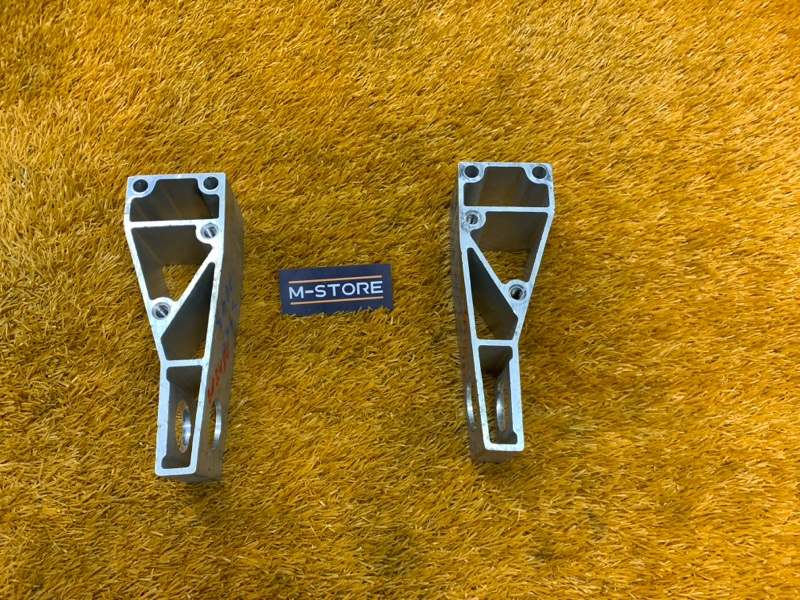 Кронштейн радиатора, 1920 рублей, Красноярск