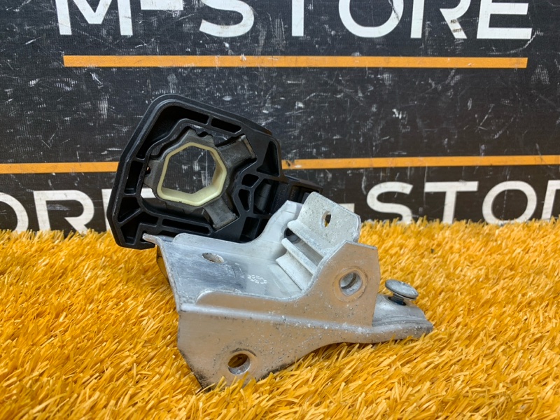 Кронштейн радиатора, 860 рублей, Красноярск