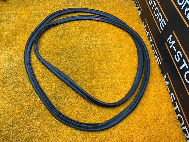 Уплотнитель багажника, 670 рублей, Красноярск