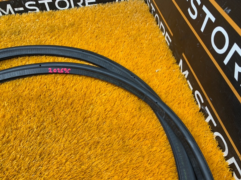 Уплотнитель багажника, 670 рублей, Красноярск