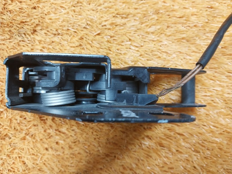 замок капота, 500 рублей, Красноярск