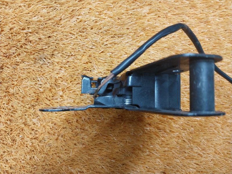 замок капота, 500 рублей, Красноярск