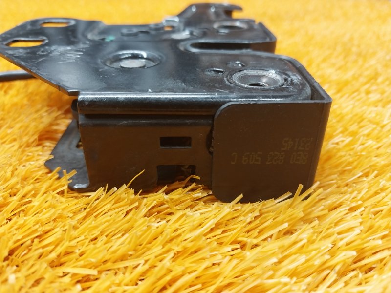 замок капота, 500 рублей, Красноярск