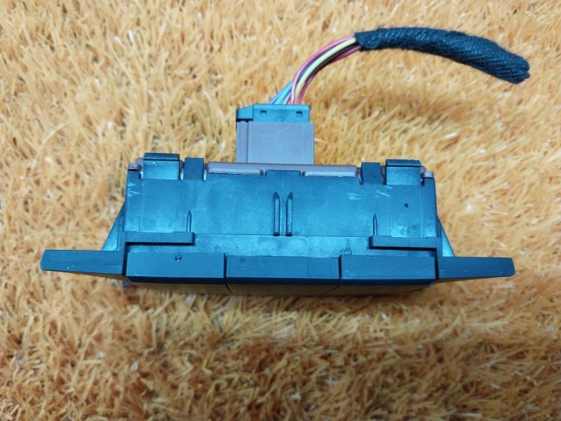 Кнопка переключения режимов подвески, 400 рублей, Красноярск