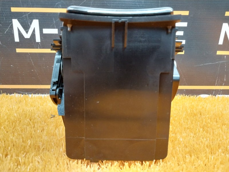 бардачок, 300 рублей, Красноярск