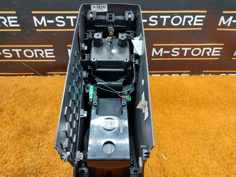 подлокотник, 4350 рублей, Красноярск