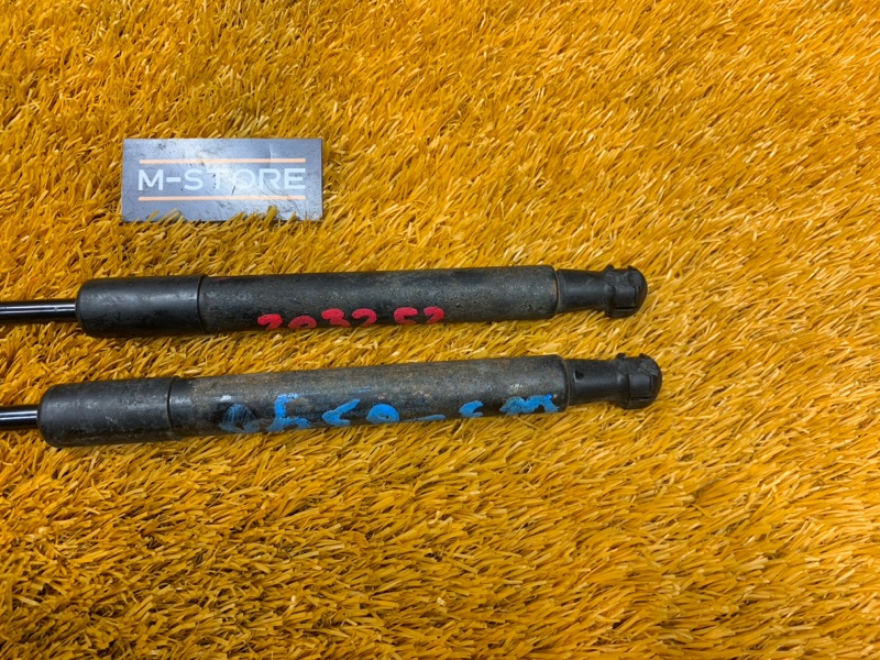 амортизатор капота, 1000 рублей, Красноярск