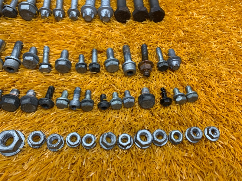 Болты и гайки ДВС, 750 рублей, Красноярск